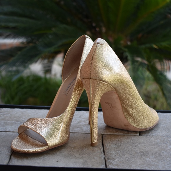 BCBG Max Azria - Picture 2 of 5